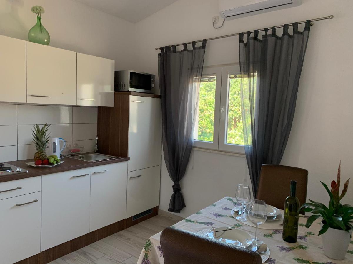 Apartments Fortuna Biograd Na Moru Bagian luar foto