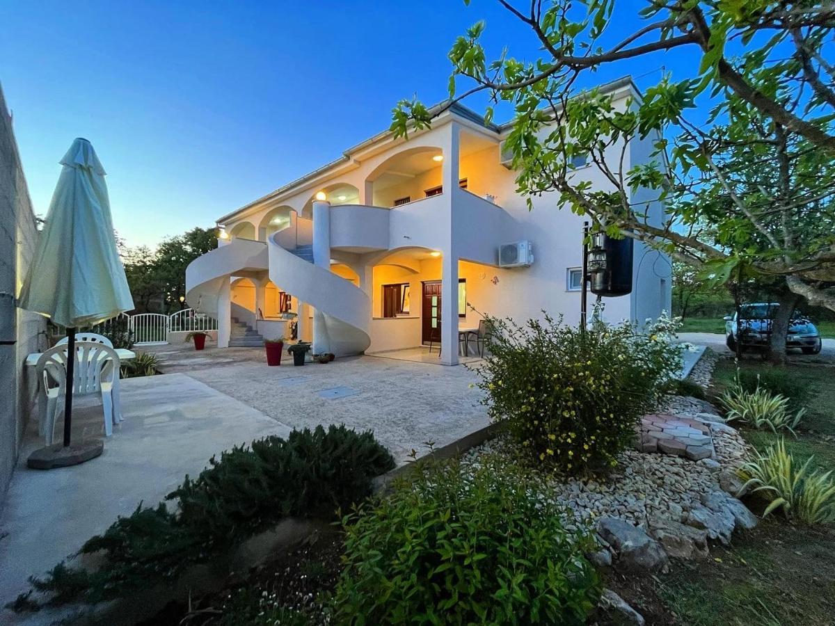 Apartments Fortuna Biograd Na Moru Bagian luar foto
