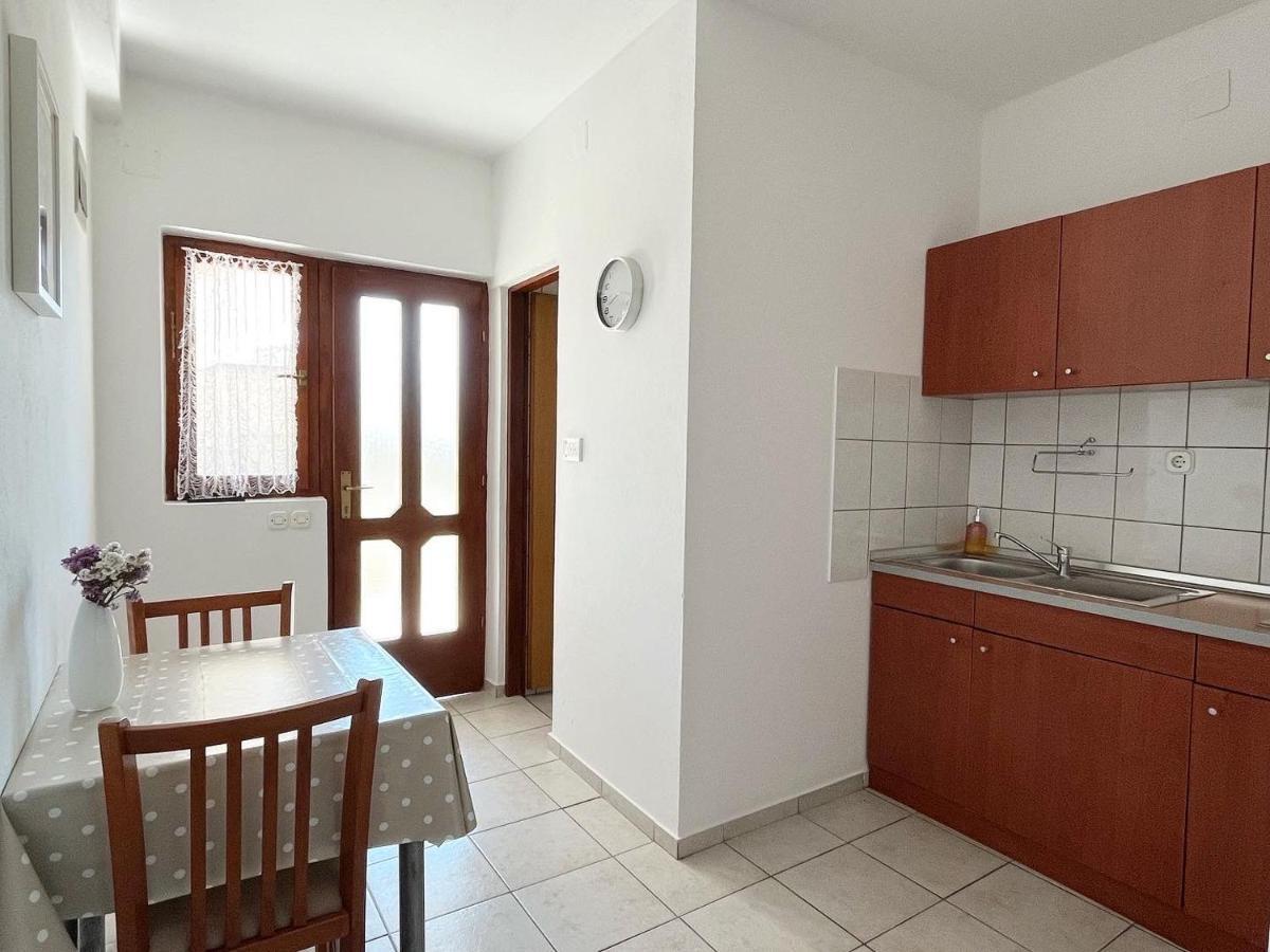 Apartments Fortuna Biograd Na Moru Bagian luar foto