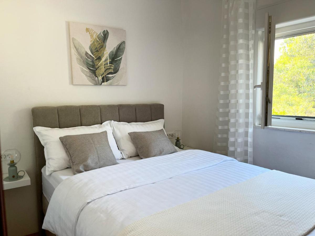 Apartments Fortuna Biograd Na Moru Bagian luar foto