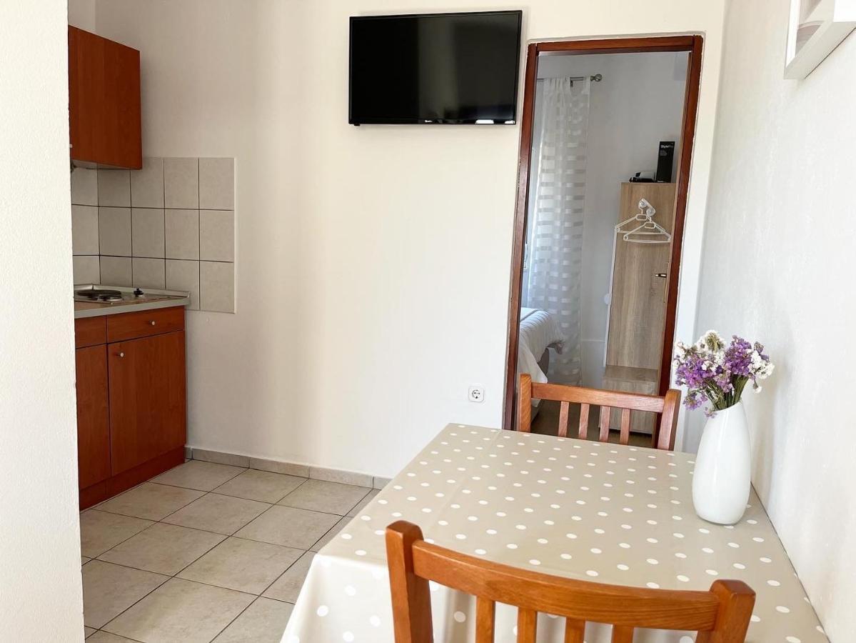 Apartments Fortuna Biograd Na Moru Bagian luar foto