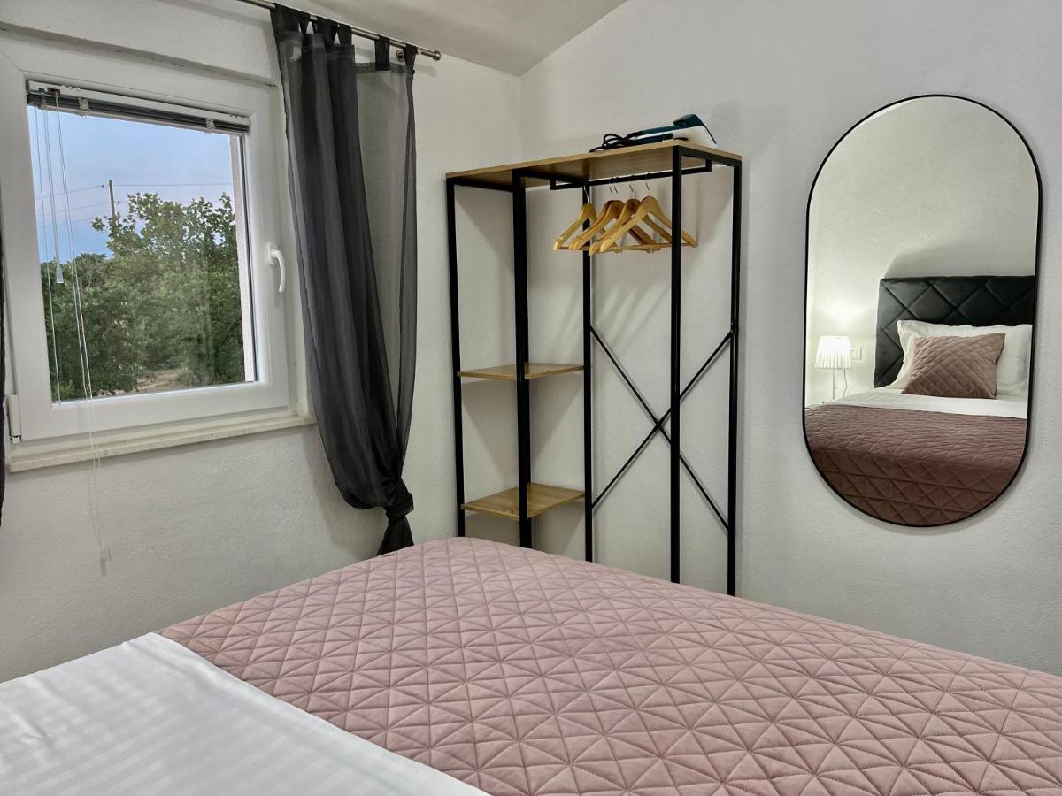 Apartments Fortuna Biograd Na Moru Bagian luar foto