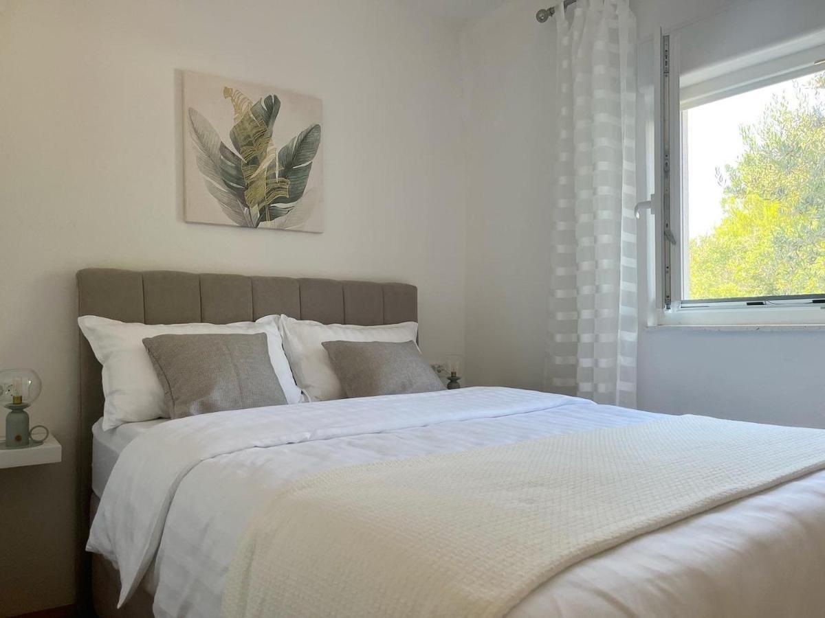 Apartments Fortuna Biograd Na Moru Bagian luar foto