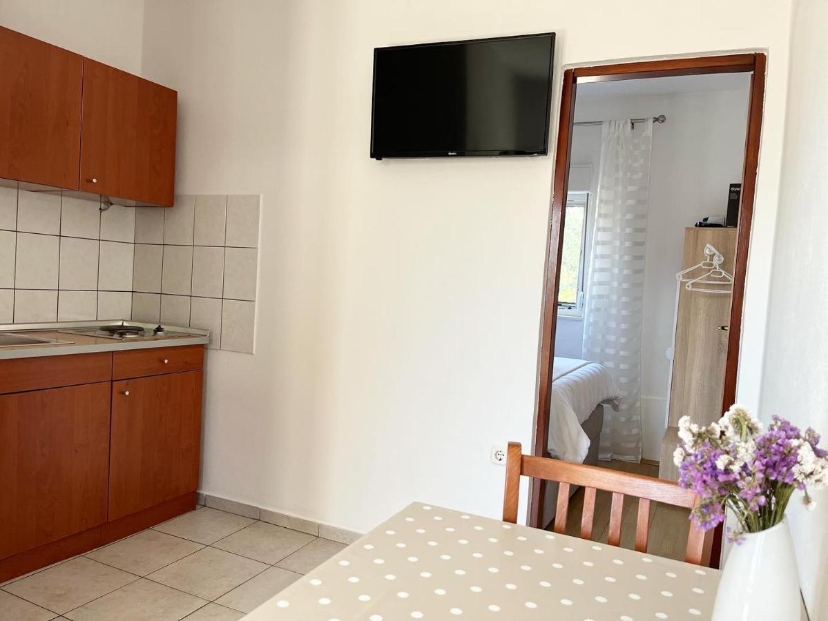 Apartments Fortuna Biograd Na Moru Bagian luar foto