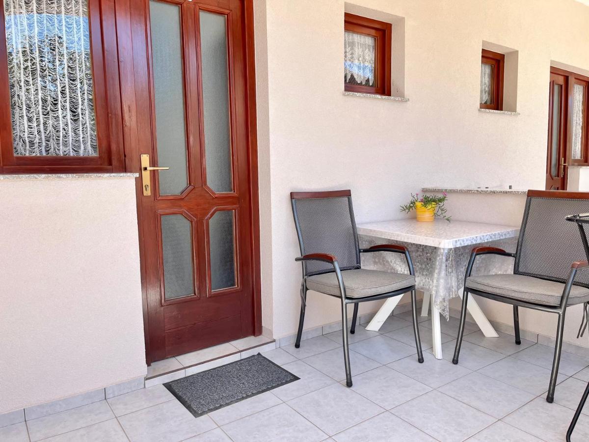 Apartments Fortuna Biograd Na Moru Bagian luar foto