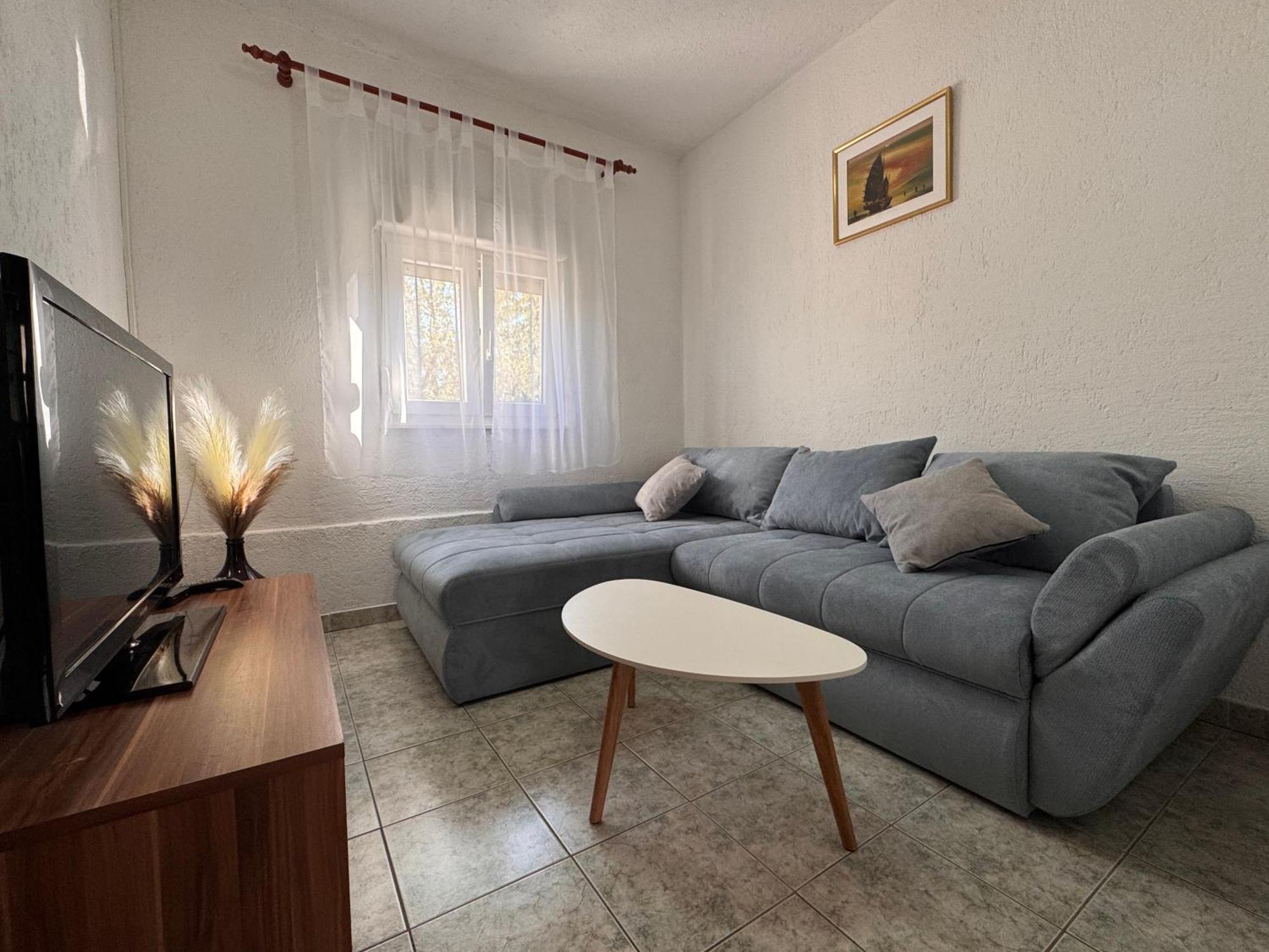 Apartments Fortuna Biograd Na Moru Bagian luar foto